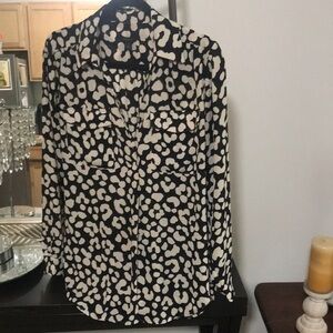 Ann Taylor Black and Cream Patterned Blouse
